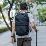 Ontdek de Zolira Space+ vacuüm rugzak: stijlvol, waterdicht en ontworpen voor comfort & ruimte. Perfect voor werk, reizen of dagelijks gebruik. Bestel nu bij Zolira.nl!